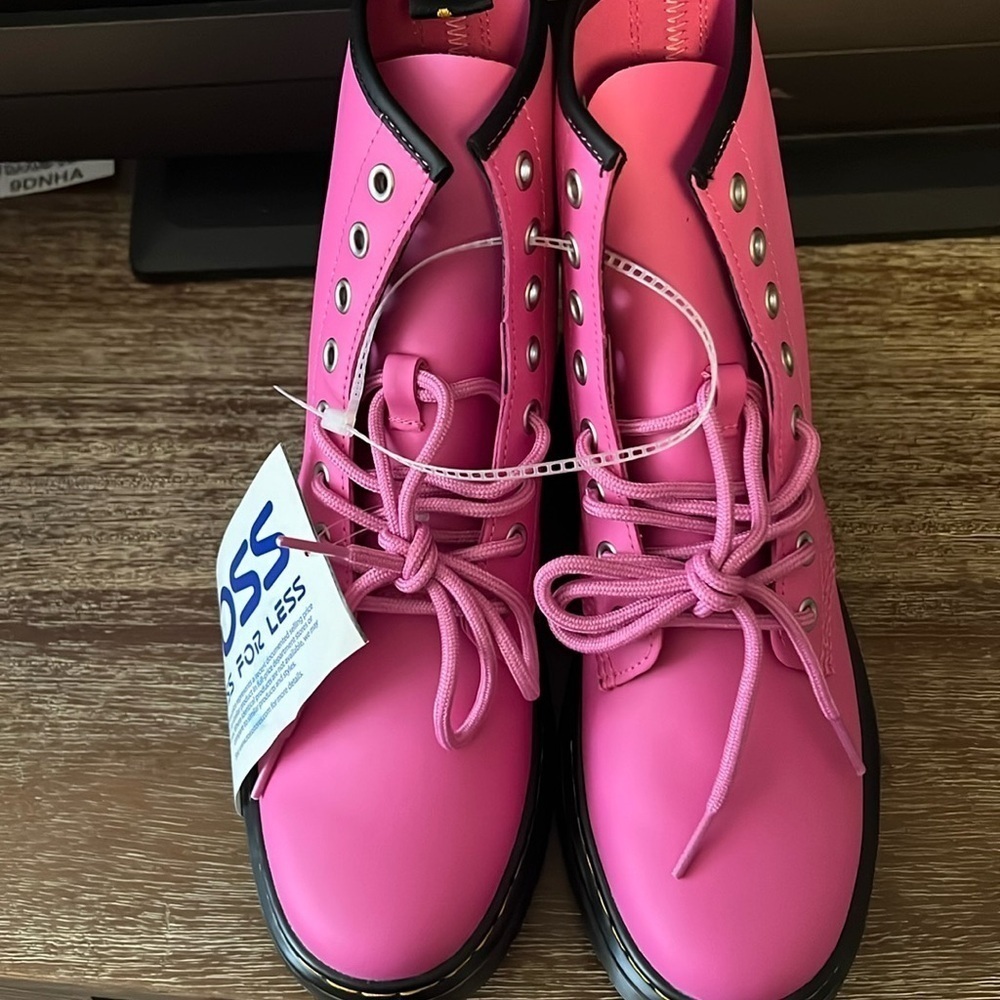 NWT Hot Pink Dr Martens